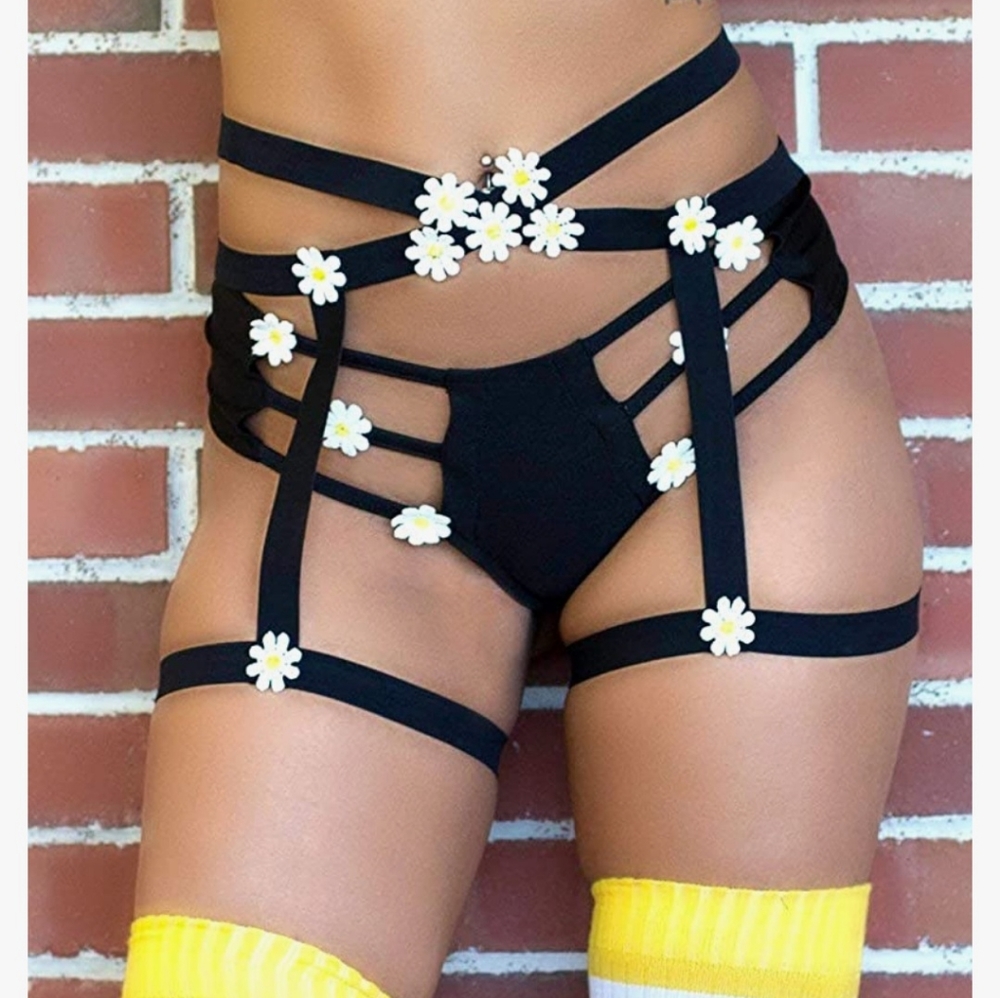 Brand New iHeartRaves Daisy Harness